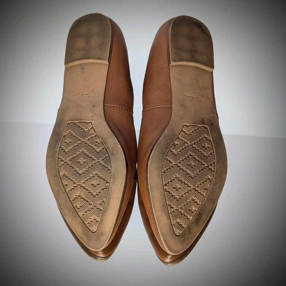 Zodiac Chic Brown Leather Flats - image 5